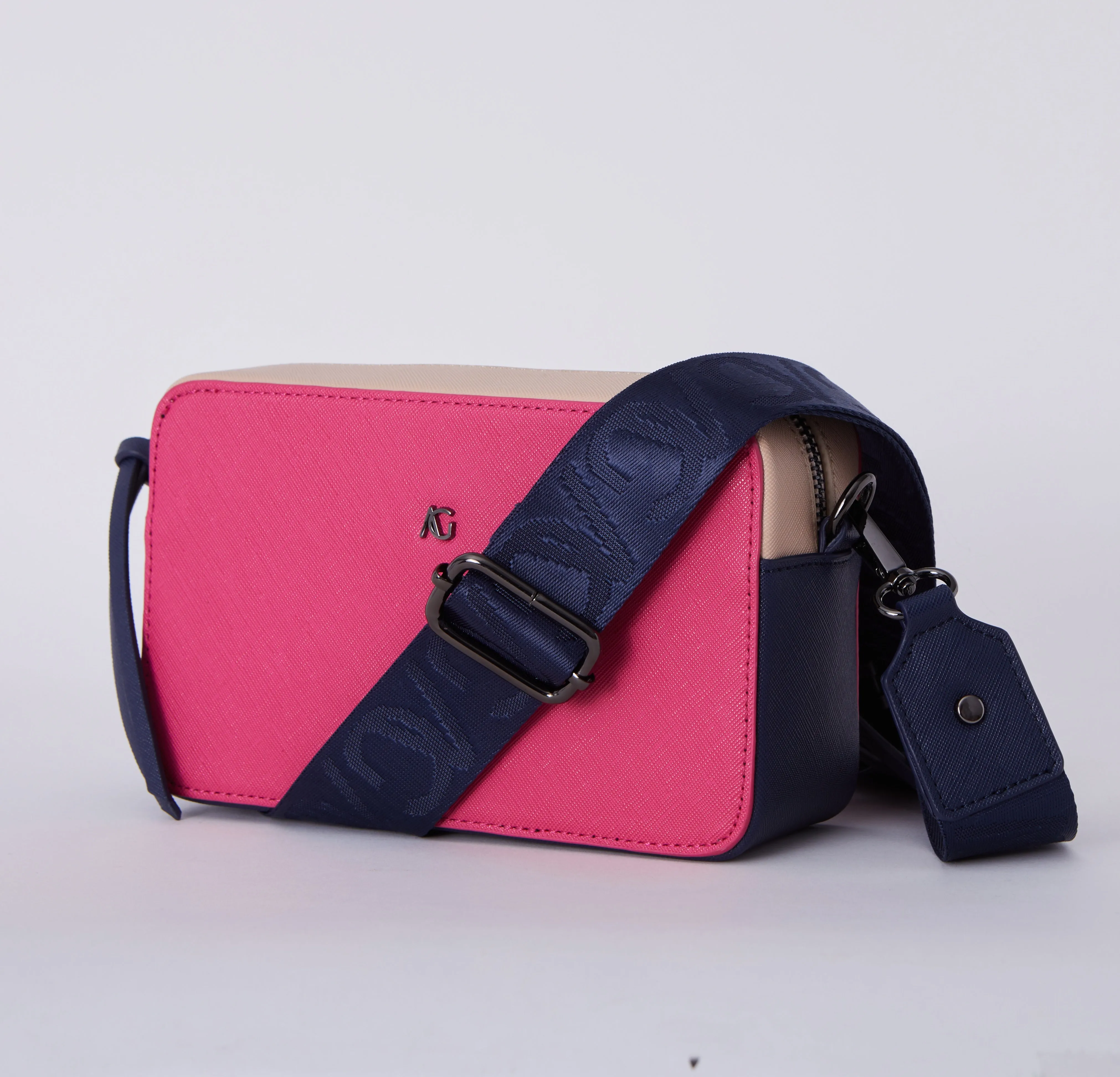 AG47 Daisy CrossBody - Fuchsia