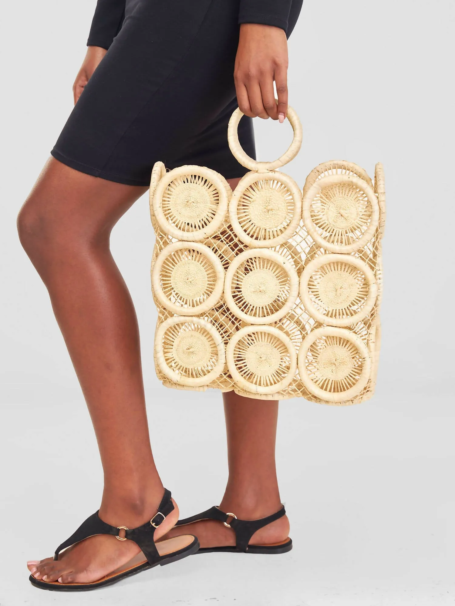 Curves BD Hollow Raffia Bag - White