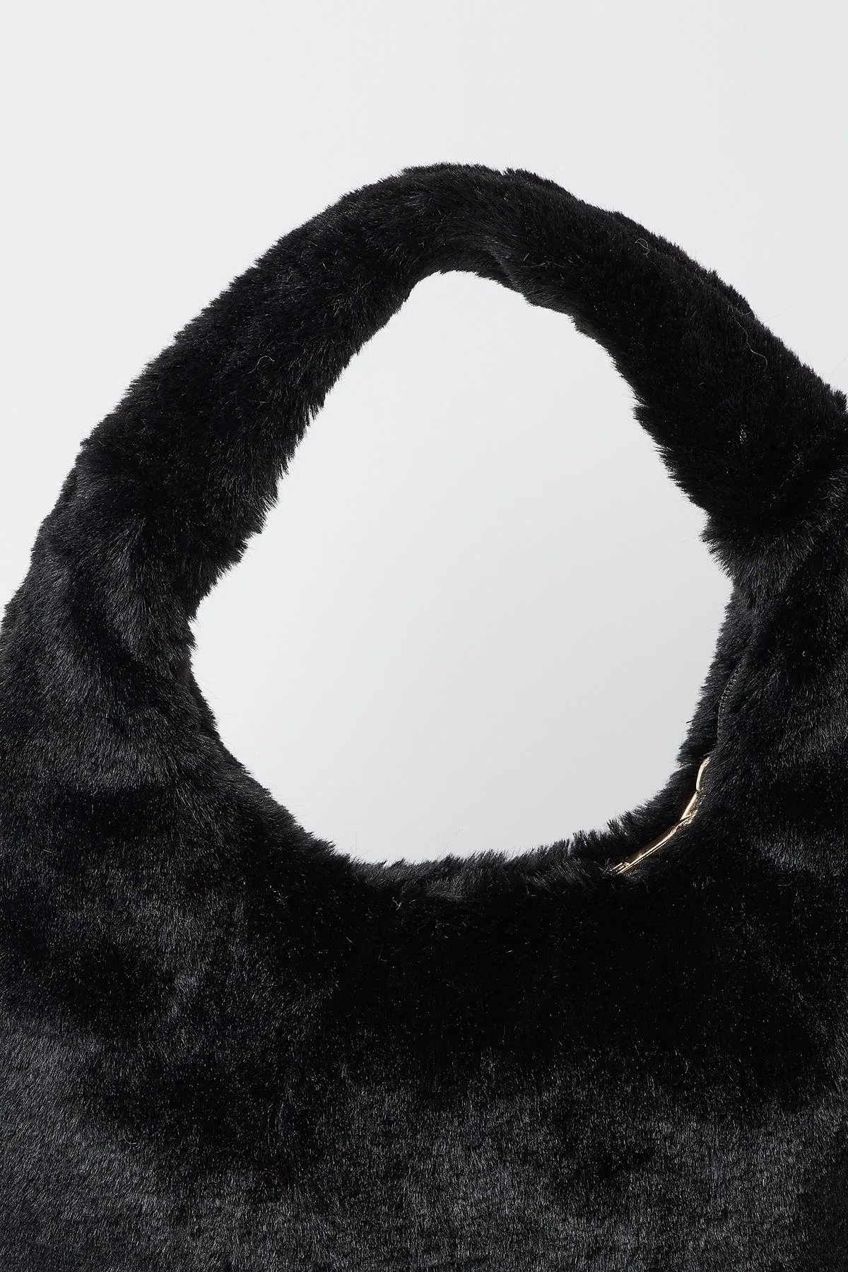 FAUX FUR BAG