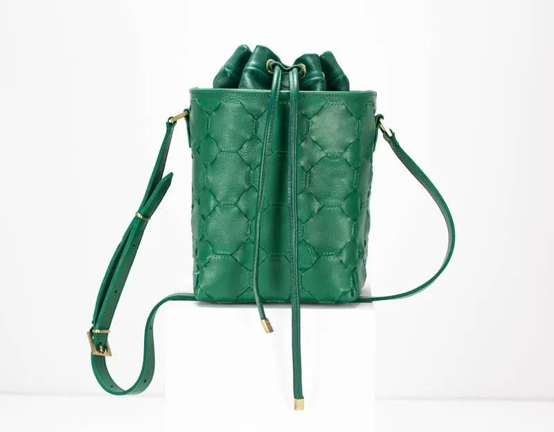 Helon bucket bag - Handwoven Jade green leather