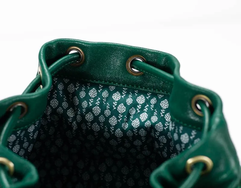 Helon bucket bag - Handwoven Jade green leather