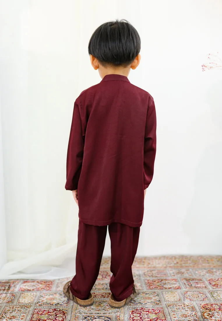 Iris Boy (Mulberry)