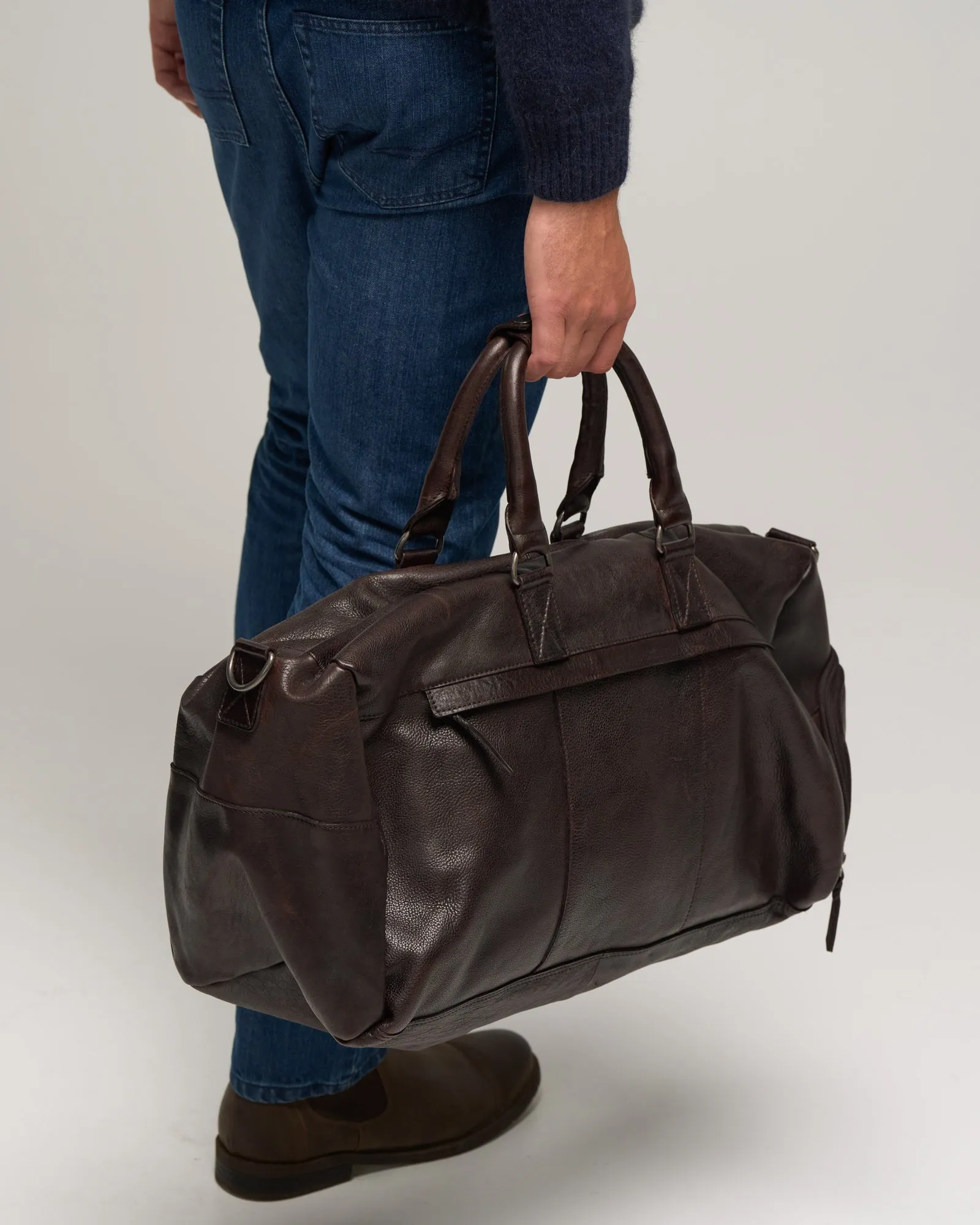 LEATHER VINTAGE CARRY-BAG