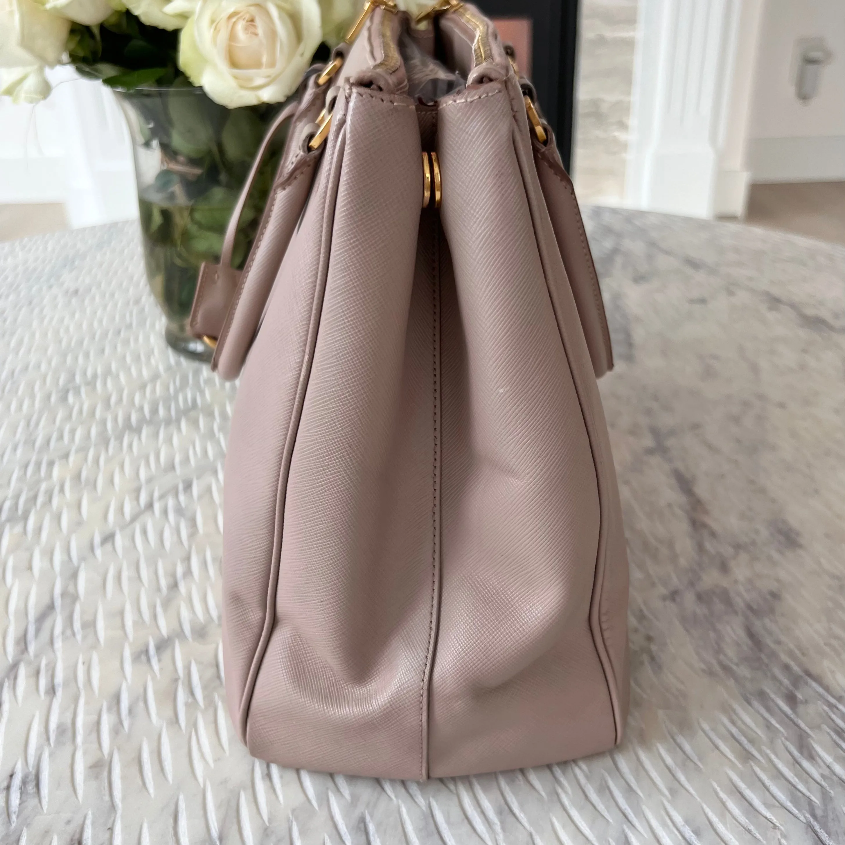 Prada Saffiano Galleria Bag