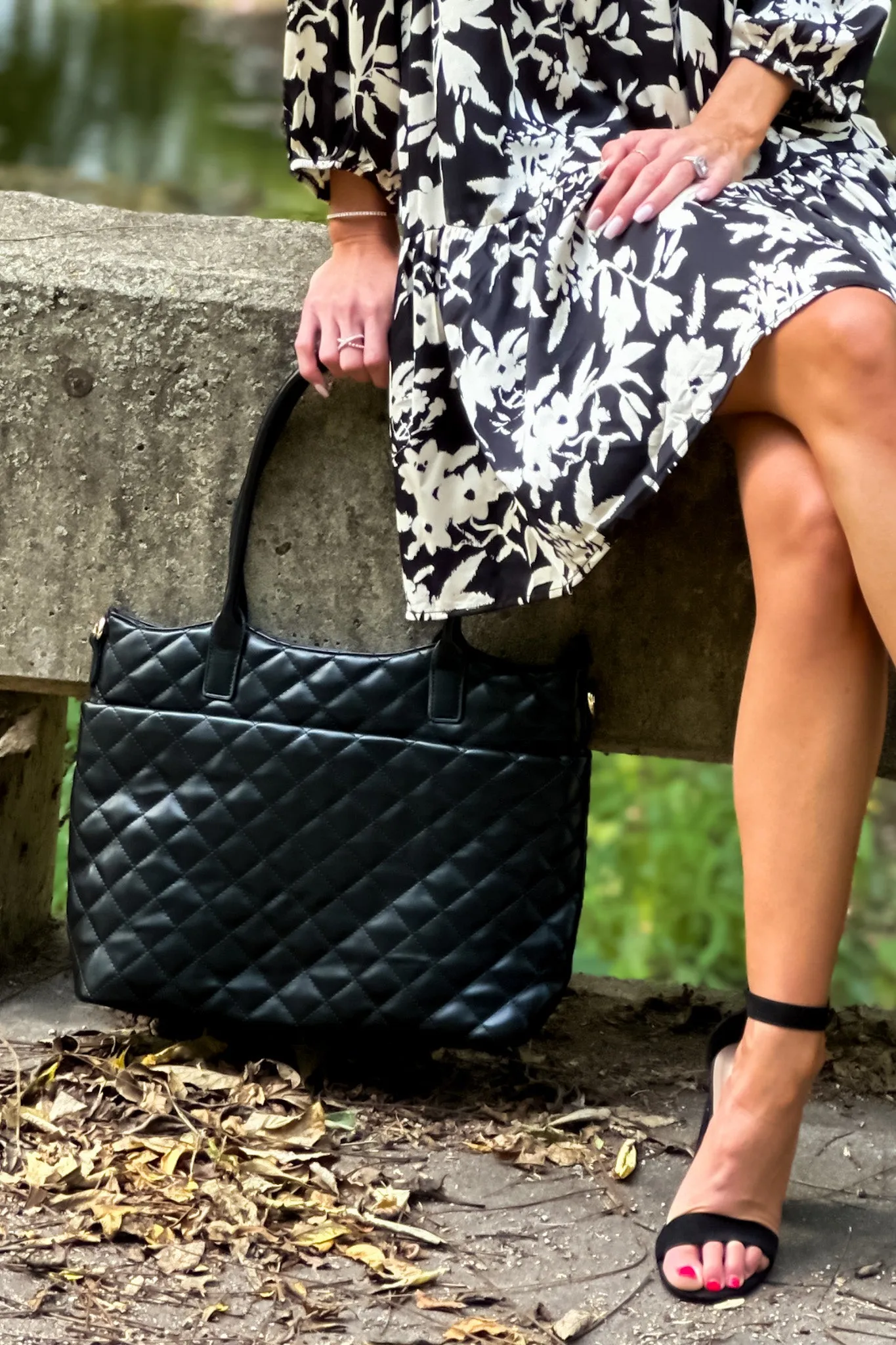 Tessa Quilted Dual Handle Tote : Black