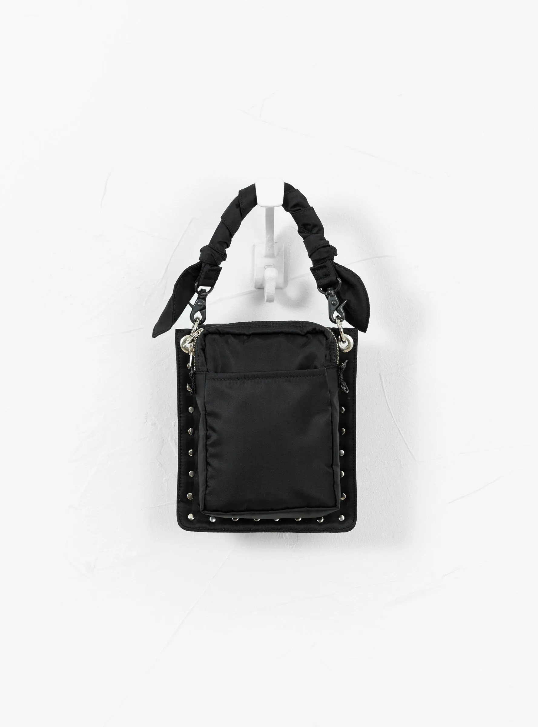 x Toga Shoulder Pouch Black